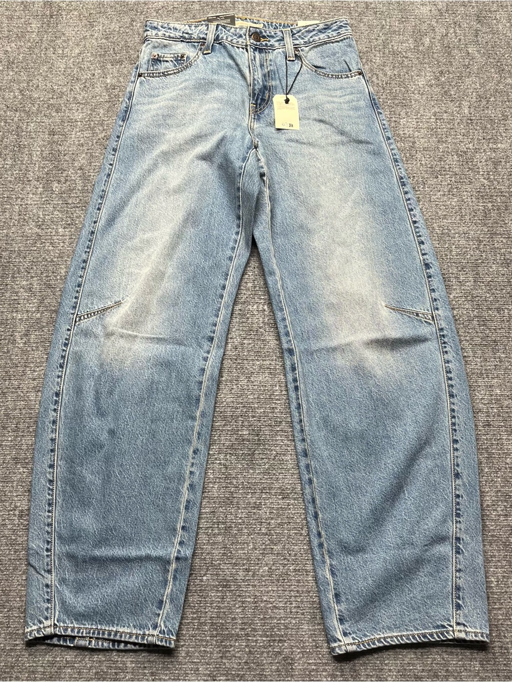 Levis Premium Baggy Dad Barrel Jeans Womens 26x32 Blue in Easy Days Big E